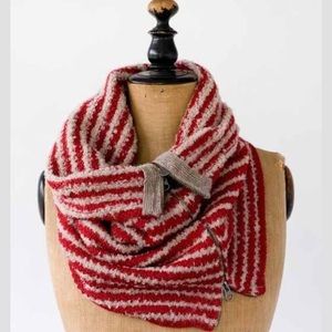 Noonday Cozy Zip Wrap Scarf, red